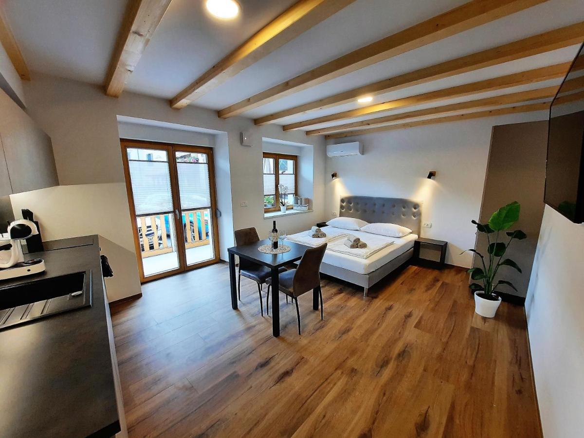 Apartments Hlapi With Spa Kobarid Eksteriør bilde