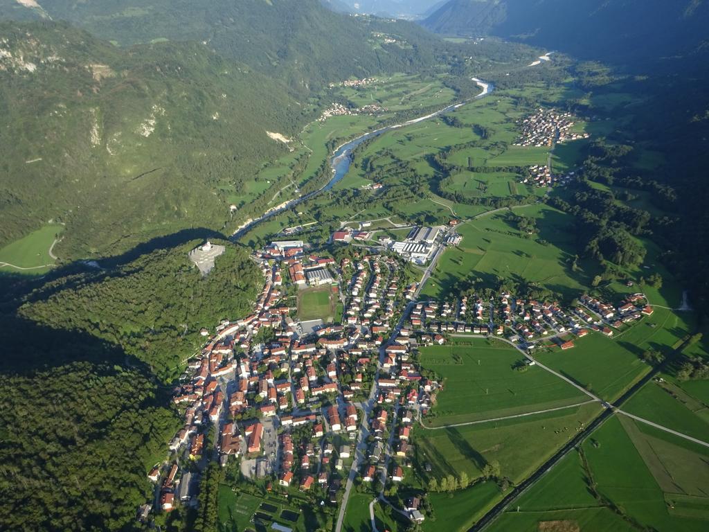 Apartments Hlapi With Spa Kobarid Rom bilde